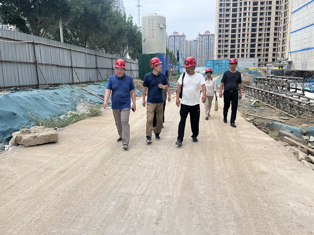 开云网页版页面登录-开云(中国)
领导深入市政二部检查安全生产和防汛工作